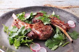Grilled lamb chops with radishes and coriander