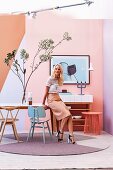 Walls in feminine pastel shades in retro interior