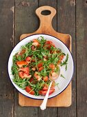 Rucola-Tomaten-Salat mit Vinaigrette