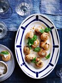 Puff pastry snails with anchovies