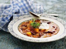 Bean soup with sour cream