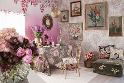 Floral decor ideas for the living room