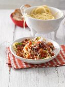 Spaghetti alla bolognese (Nudeln mit Fleischsauce, Italien)