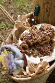 Muesli bars with chocolate for a winter picnic (South Africa)