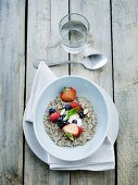 Buckwheat grits with fresh fruit