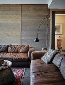 Living room in shades of brown