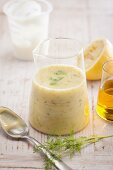 Lemon and dill dressing with agave syrup