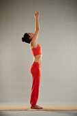 Sun Salutation – Step 2: stretch your hands up