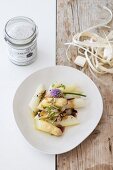 Asparagus with truffle dressing and balsamic vinegar