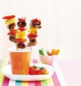 Beef kebabs with pineapple and pepper