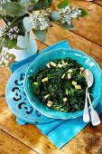 Kale with quince