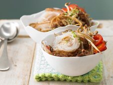 Oriental fried noodles with bean sprouts and eggs