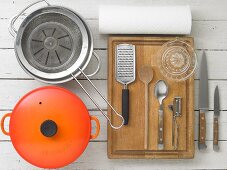 Kitchen utensils for making ragout