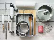 Utensils for pheasant with savoy cabbage