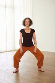 Den Bogen spannen (Qigong), Schritt 1: Reitersitz