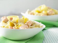 Tagliatelle with a chicory and salmon sauce