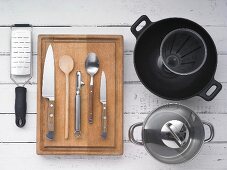 Kitchen utensils for making stir fries