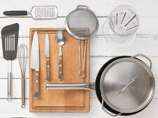 Kitchen utensils for preparing game