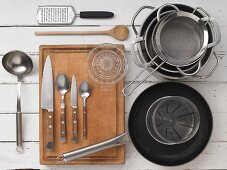 Kitchen utensils for preparing game and risotto