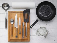 Kitchen utensils for making pickled vegetables