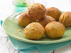 Bread rolls with apricot for children