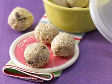 Muesli balls with quark