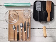 Kitchen utensils for making sandwiches