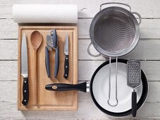Kitchen utensils for preparing spaghetti
