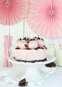 Strawberry ice cream cake with chocolate biscuits