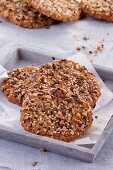 Healthy wholemeal biscuits with seeds