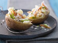 Baked potato filled with smoked mackerel