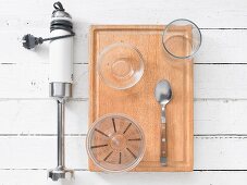 Kitchen utensils for preparing fruit juice