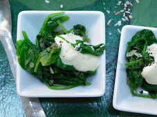 Spinach with coconut, cumin and curry yoghurt