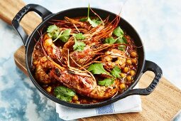 A oriental prawn stir-fry with chickpeas