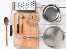 Küchenutensilien für Pastazubereitung