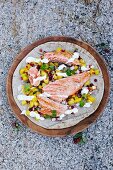 Fillet of salmon with mango and cranberry salsa