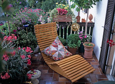 Rocking chair made of Robin wood