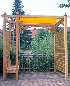 Pergola aufgebaut (Osmogard) ohne Bepflanzung