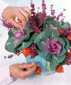Ornamental cabbage arrangement with heather (4/5)