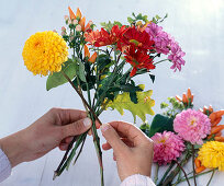 Autumn bouquet with dahlias (2/3)