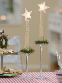 Candleholders decorated with homemade stars (5/5)