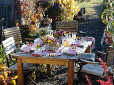 Autumn apple table decoration