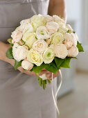 Bridal bouquet of white and cream roses