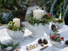 Advent arrangements in white ceramic bowls 5/5