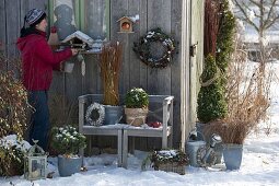 Gartenhäuschen im Winter