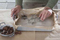 Make your own Christmas tree decorations from wax and star anise
