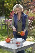 Carving lanterns and lanterns from Hokkaido pumpkins