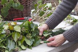 Tie ivy garland