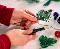 Wreath of twigs for candlesticks. 1st step