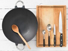 Kitchen utensils for making beef with vegetables